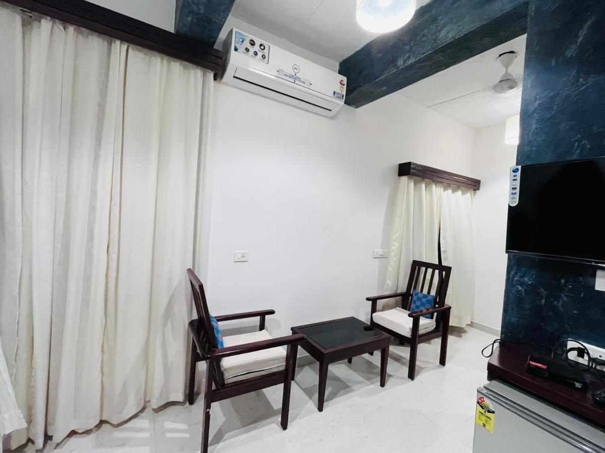 Naga Cottages Morjim Esterno foto