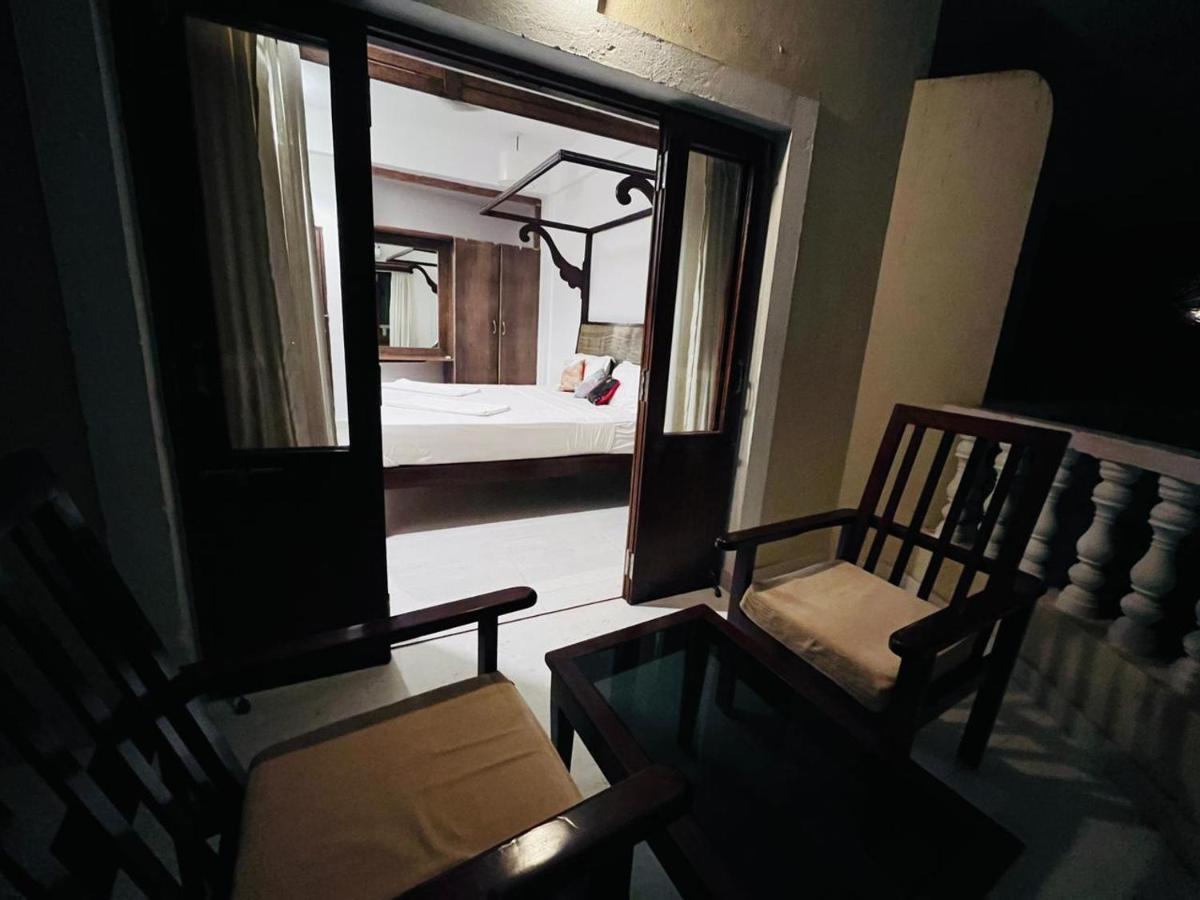 Naga Cottages Morjim Esterno foto